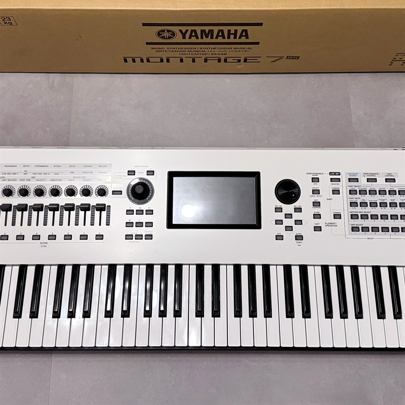 YAMAHA MONTAGE 7 WHの画像
